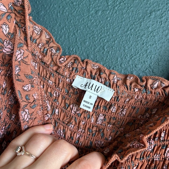 AUW FLORAL SMOCKED DRESS SMALL - Picture 5 of 6